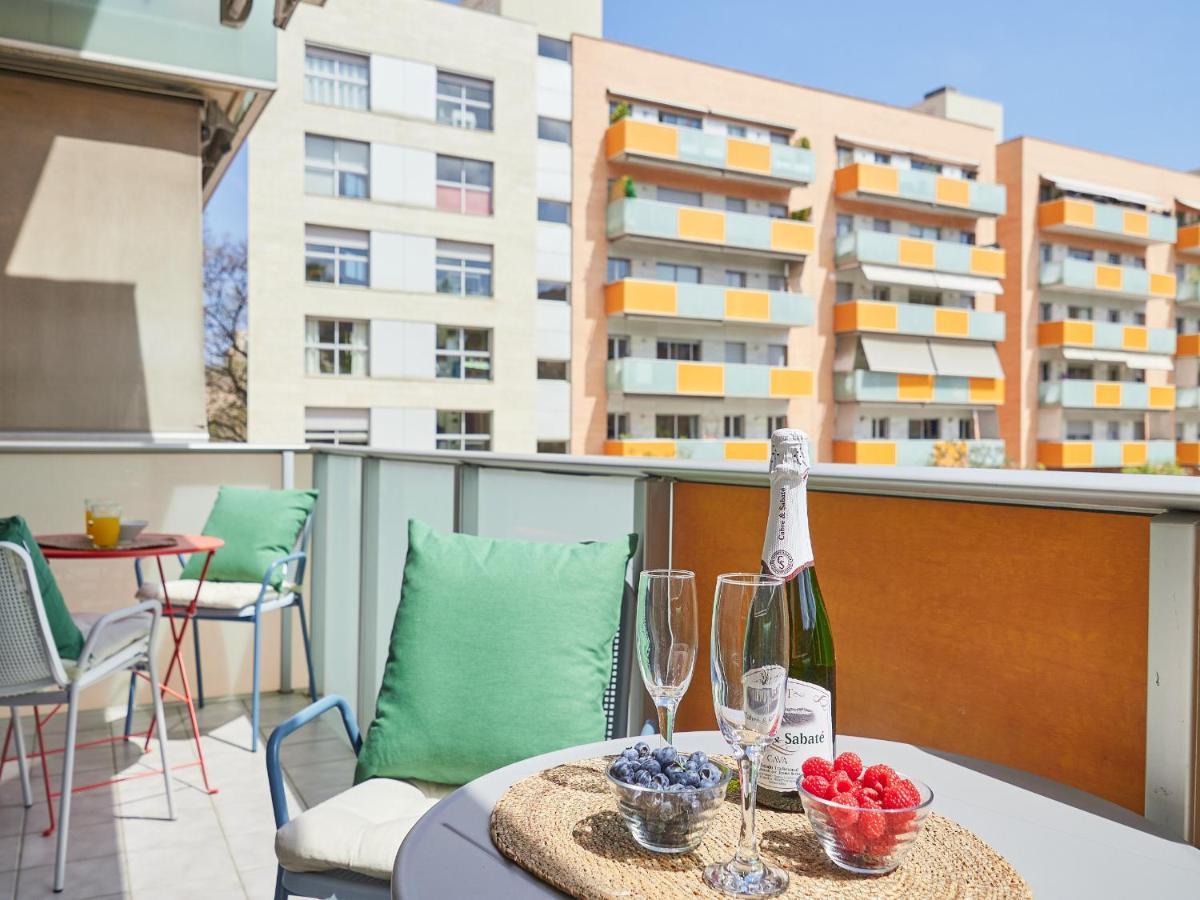 Vila Olimpica Pool Suites Barcelona Exterior foto